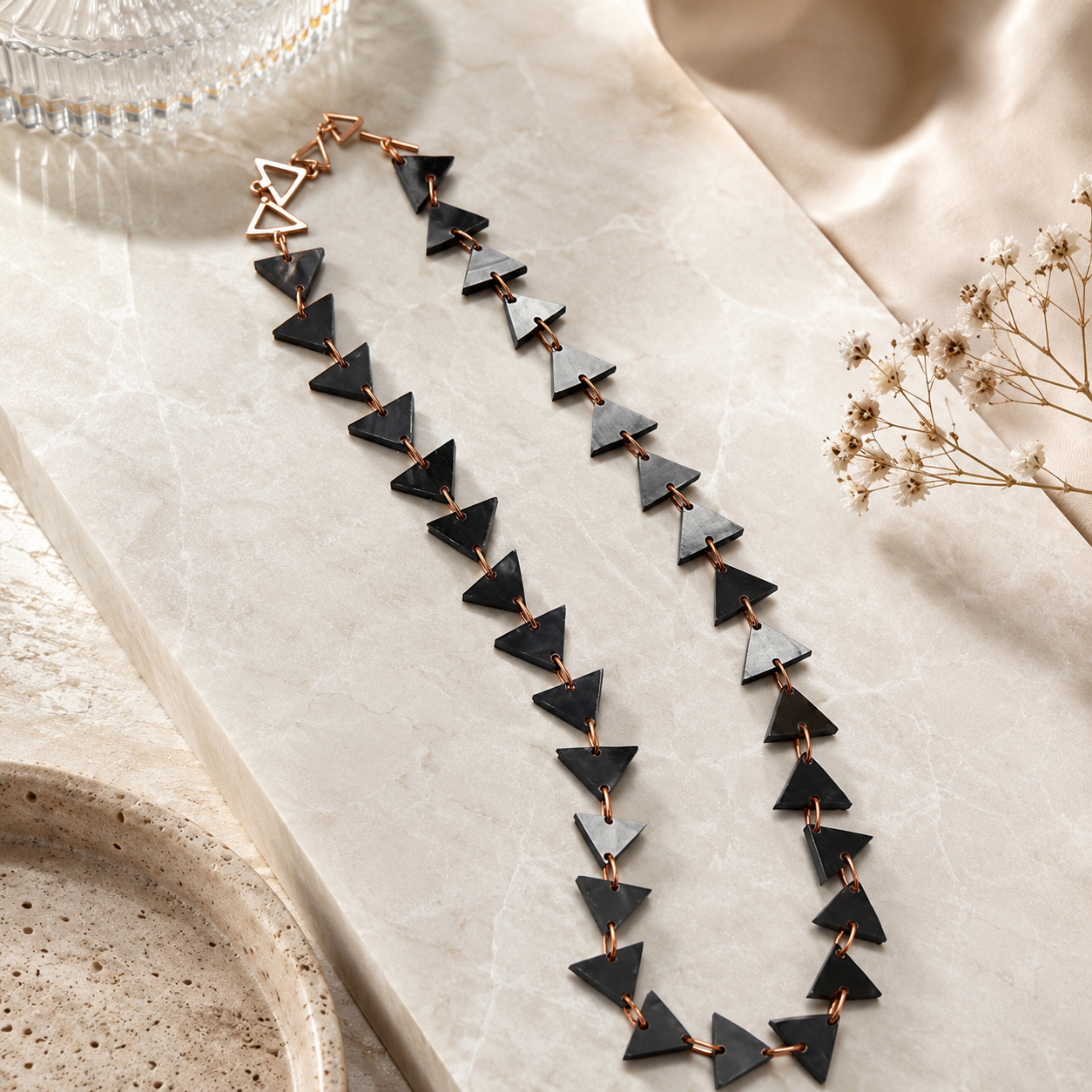 ANUVA Queops Necklace Black Horn Triangle Link Statement