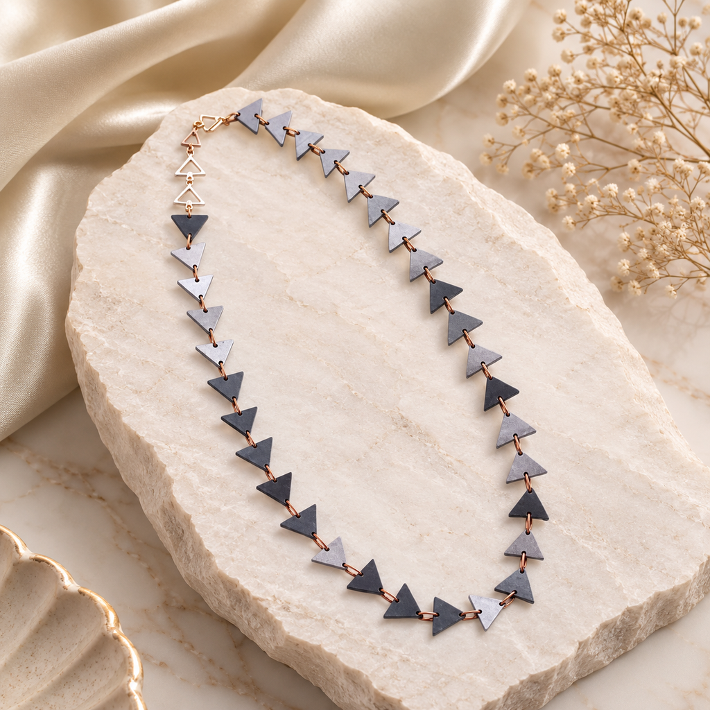 ANUVA Queops Necklace Black Horn Triangle Link Statement