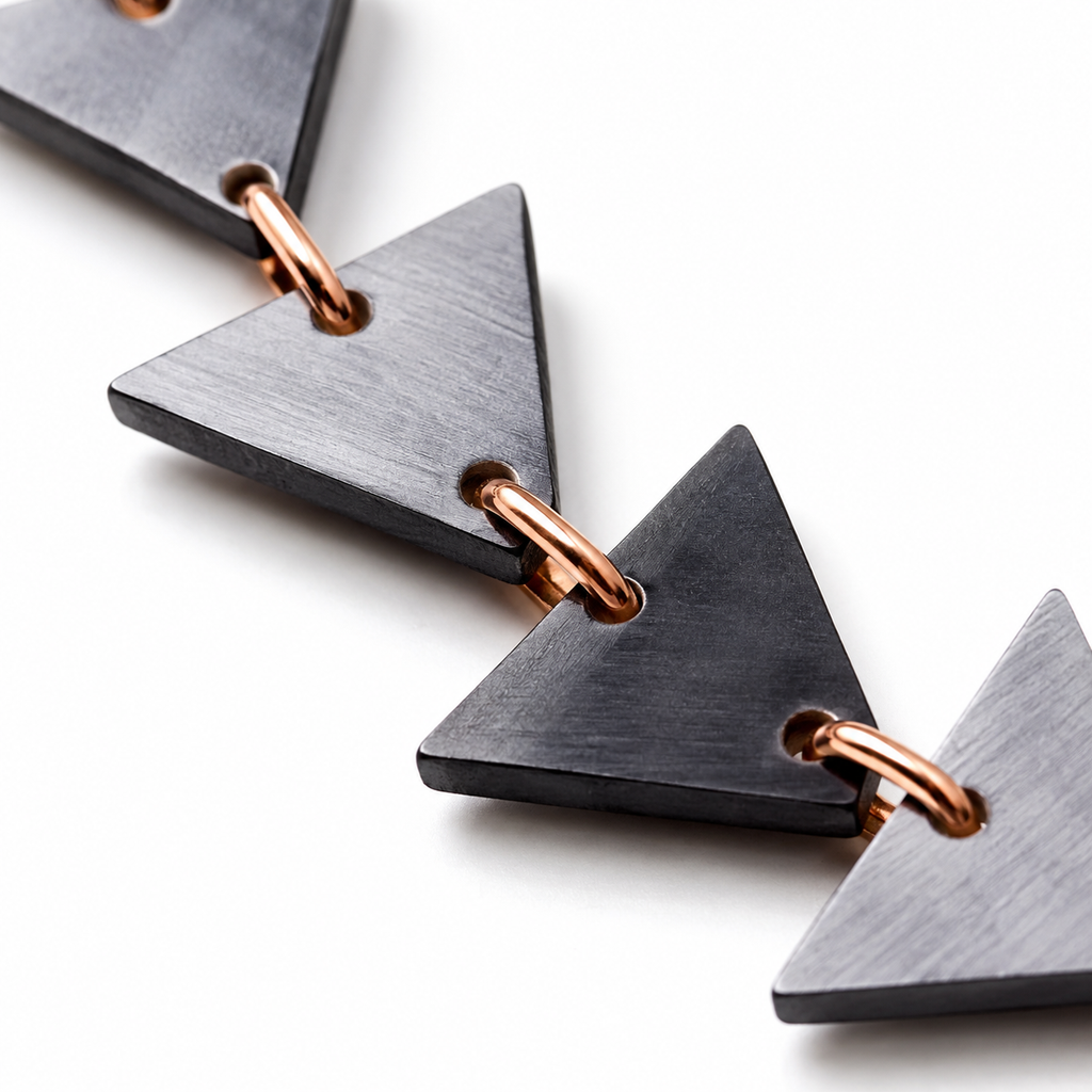 ANUVA Queops Necklace Black Horn Triangle Link Statement