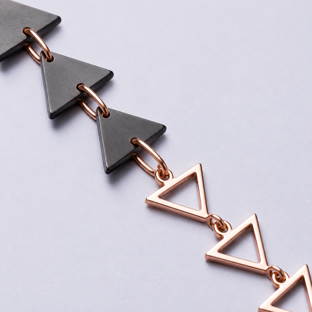 ANUVA Queops Bracelet Black Horn Triangle Link Geometric