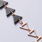 ANUVA Queops Bracelet Black Horn Triangle Link Geometric