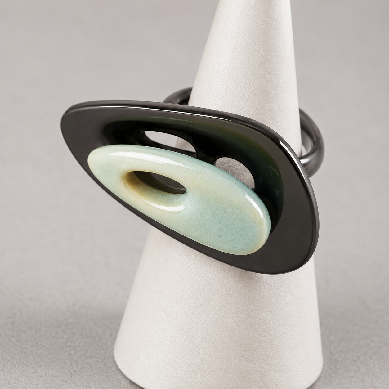ANUVA Organic Ceramic Ring Black & Mint Sculptural Statement