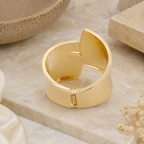 ANUVA Luce Dorata Gold-Toned Sculptural Wave Cuff Stainless Steel