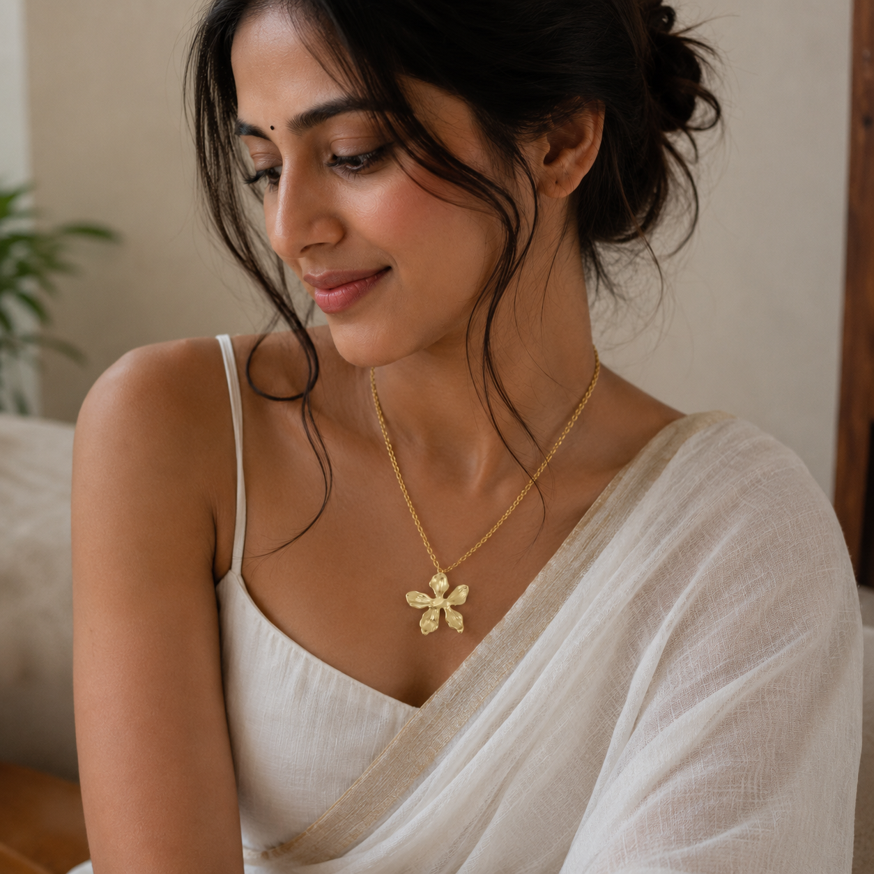 ANUVA Gold-Toned Fleur Sculpt Pendant Necklace Brass Flower Chain